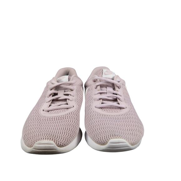 Nike Shoes Womens 9.5 Tanjun Sneakers Athletic Trainer Casual Lifestyle Comfort - Picture 2 of 13